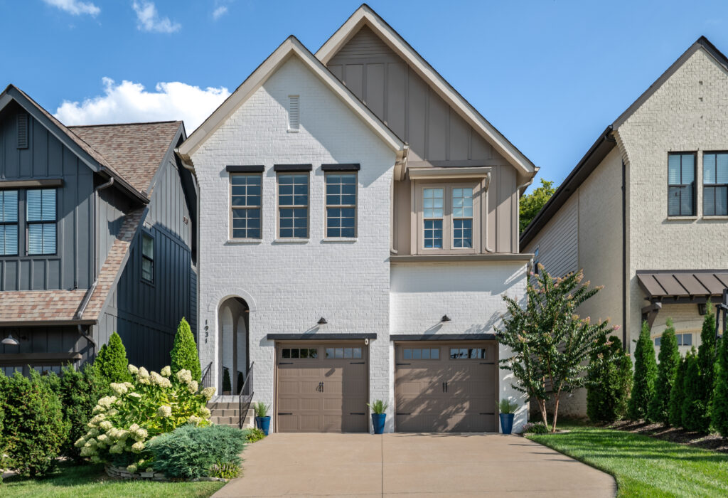 dsc 1115 green hills 1 rotated cropped for ig